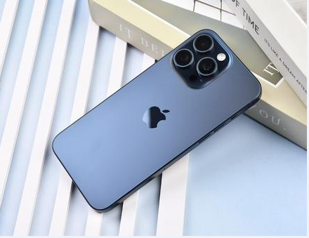 临江苹果维修点分享iPhone15 Pro Max黑屏少见诱因梳理 